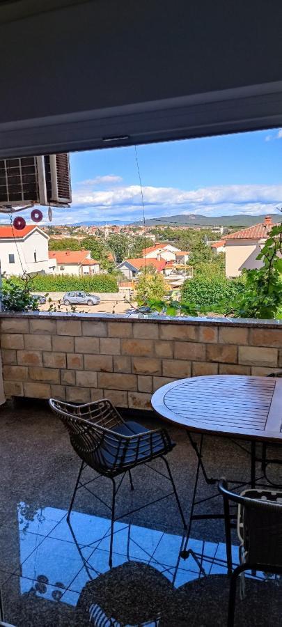 Apartment Tin Крк Экстерьер фото