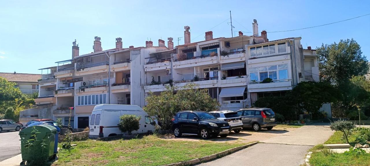 Apartment Tin Крк Экстерьер фото